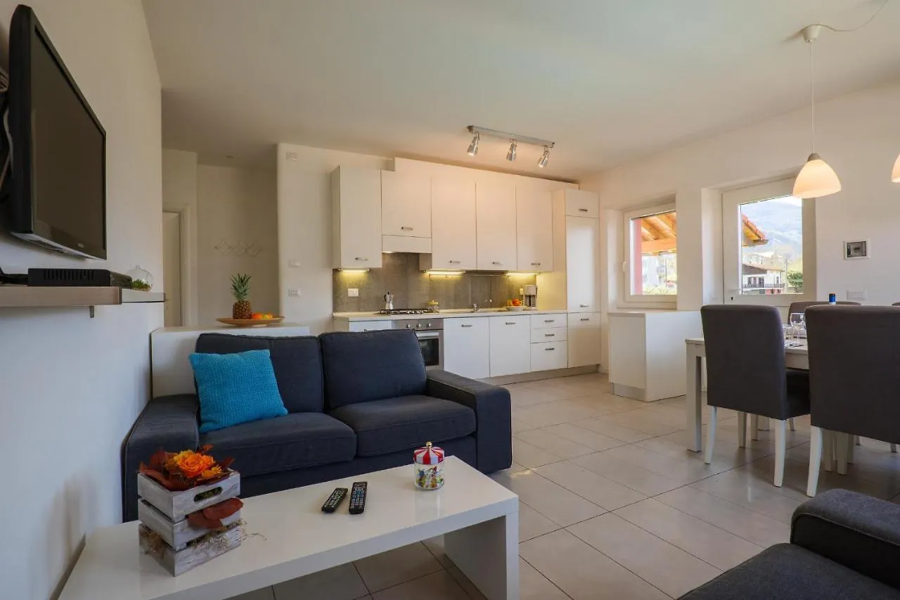 Residence Girasole Casa Rossa B 科利科