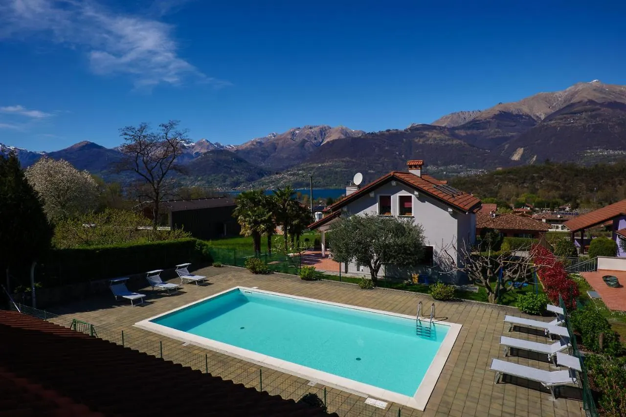 Residence Girasole Casa Rossa B Colico Aparthotel