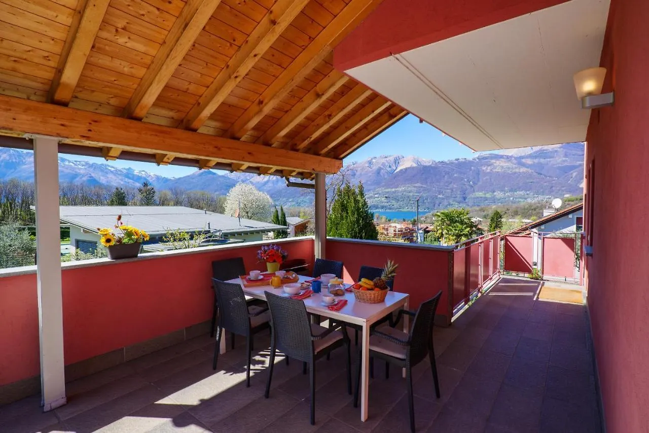 Residence Girasole Casa Rossa B Colico Italien
